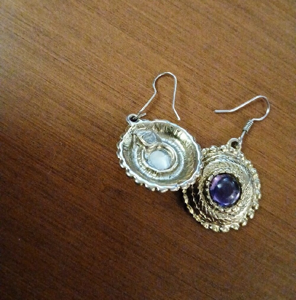 Vintage Gold-Tone Earrings with Purple Gemstone - Women Jewelry - Picture 6 of 7